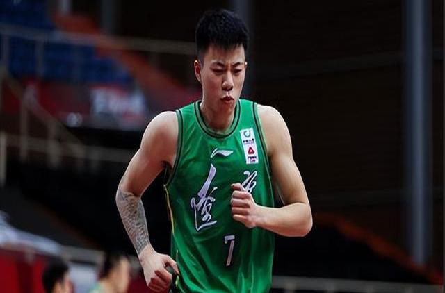 汉诺威队轻松击败对手，状态正佳