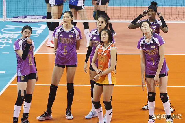 李盈莹随队出征!中国女排PK两大豪强对日本恐遭遇苦战(中国女排李盈莹近期情况)