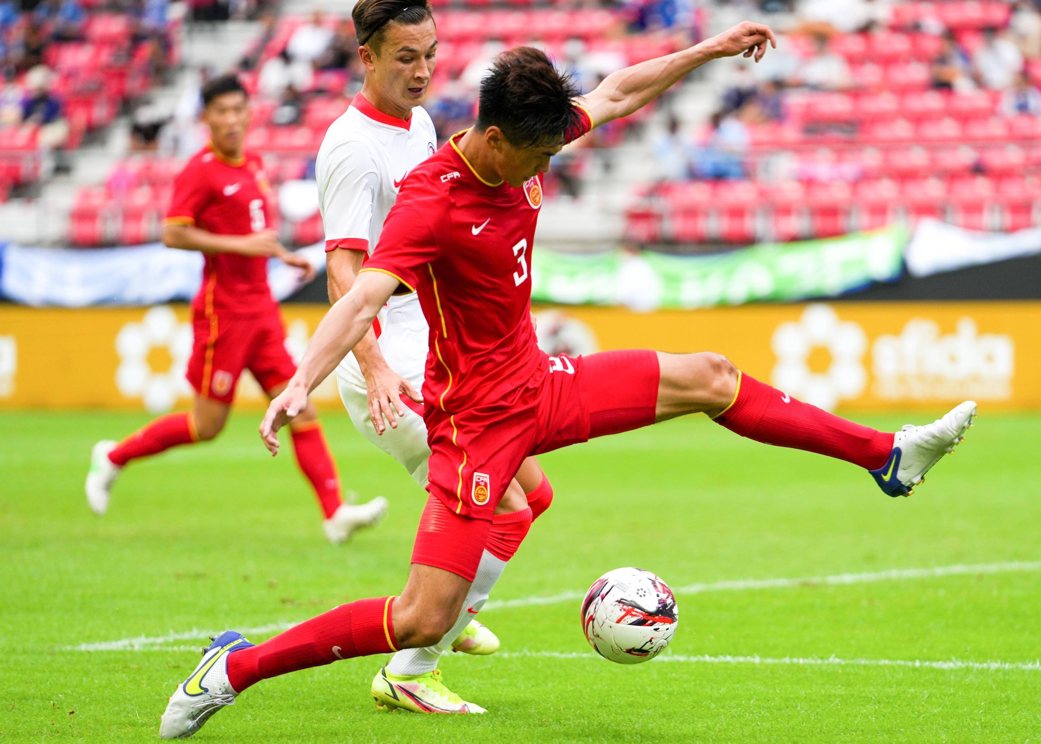 关于东亚杯-中国香港男足0-2韩国遭两连败末轮对阵国足的信息