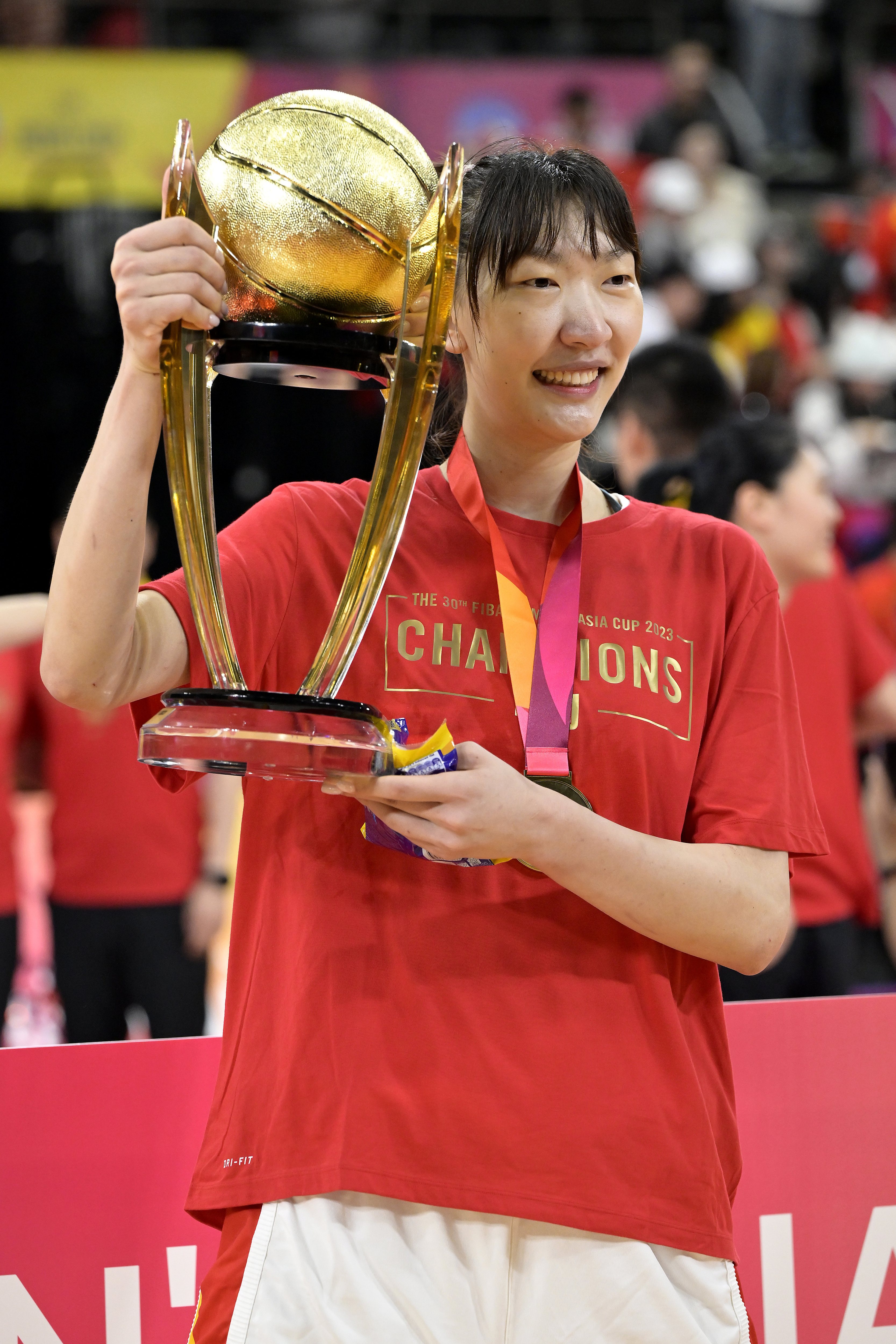 关于全场集锦]韩旭18分12篮板，中国大胜韩国的信息