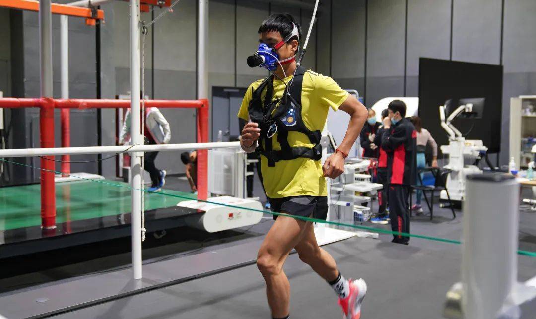 教练组弥补了我慢热和体能的缺点，这两点确实需要提高