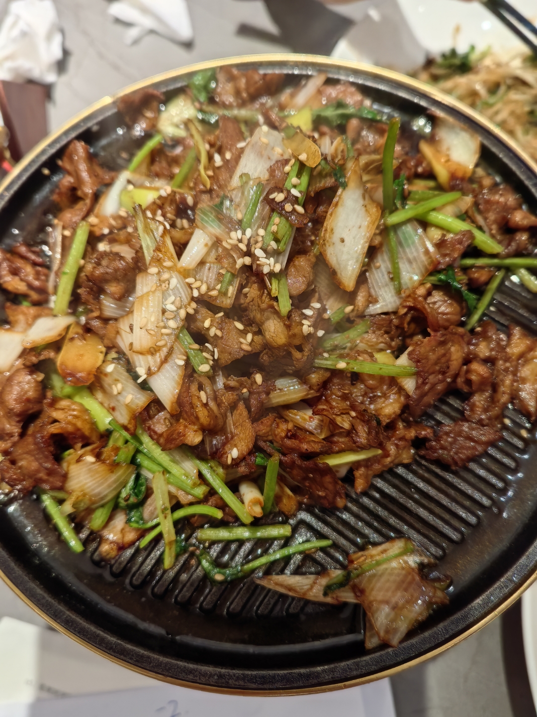 关于曾令旭分享美食：丹东第一吃！永昌烤皮的信息