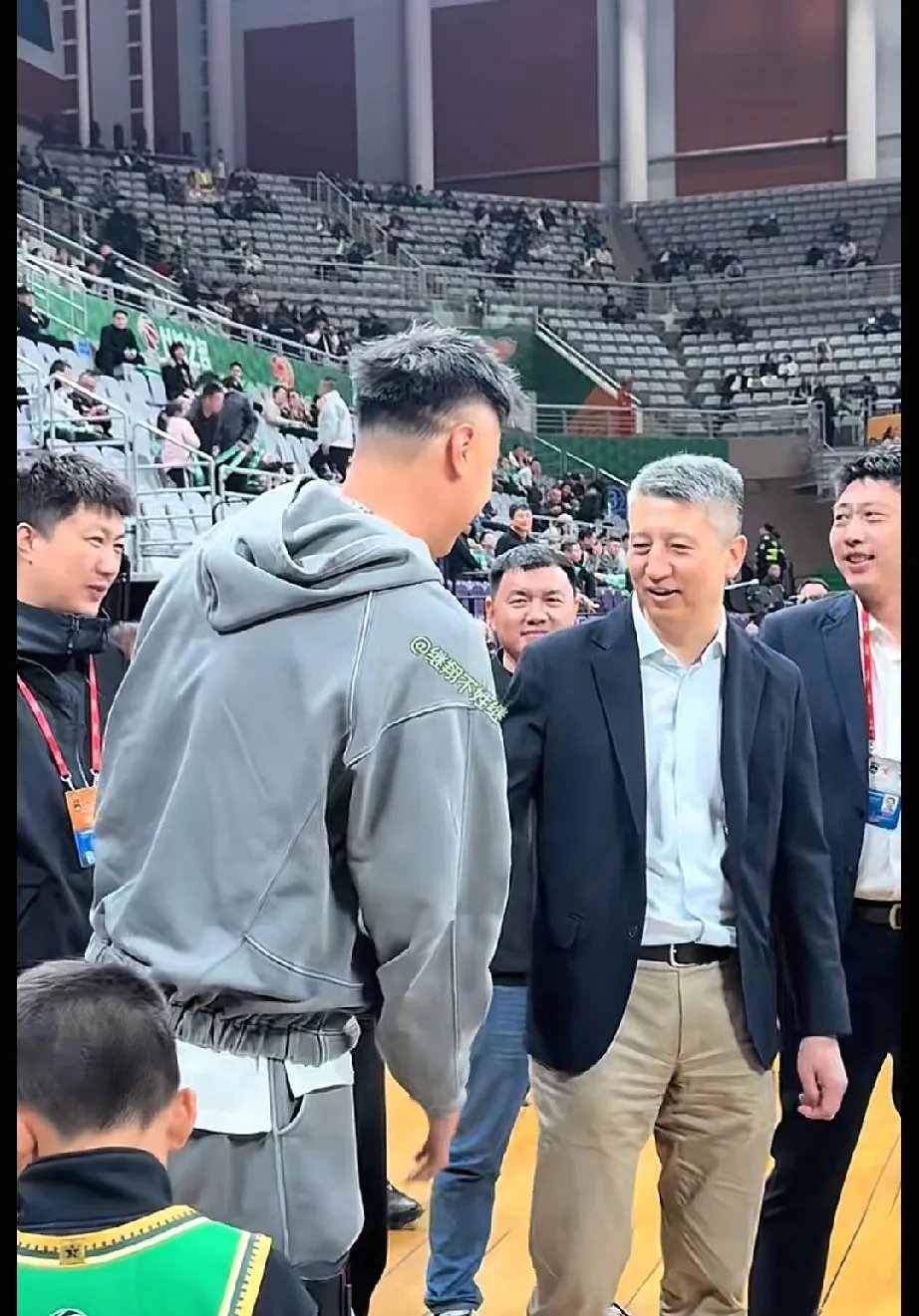 郭士强成为中国男篮主教练第二次临危受命